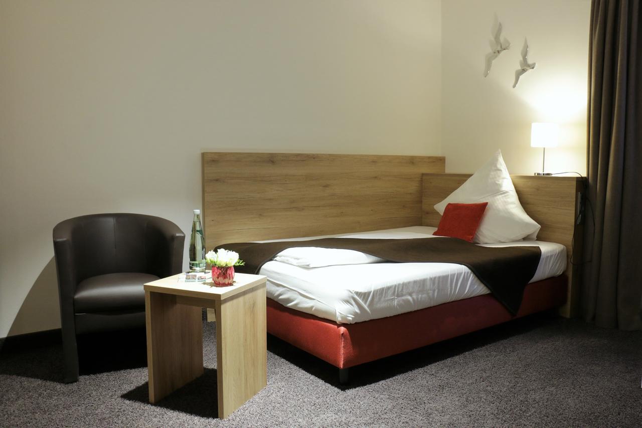 Hotel Witt Am See Weiherhammer ภายนอก รูปภาพ