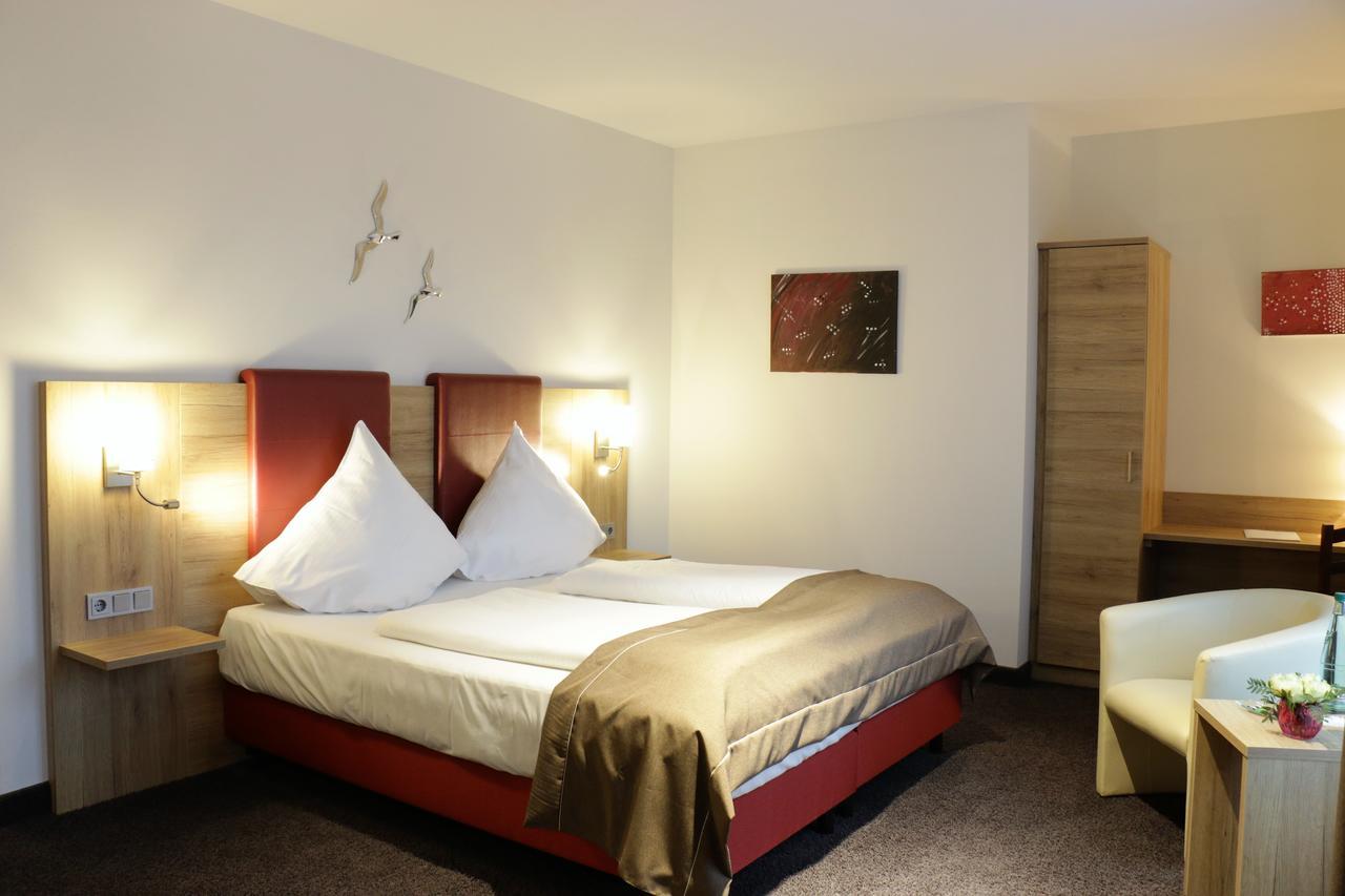 Hotel Witt Am See Weiherhammer ภายนอก รูปภาพ